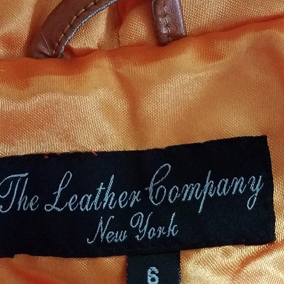 ******SOLD******Girls fur jacket - Picture 4 of 4